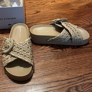 Marc fisher “welti” macrame slide size 6.5